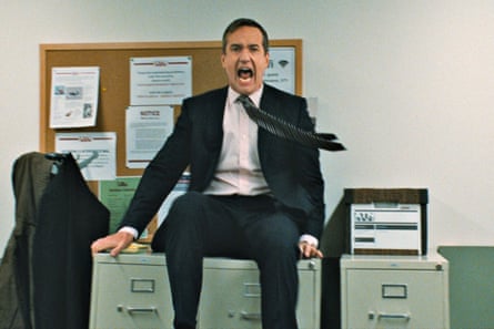 Matthew Macfadyen as Tom shouting on top of a filing cabinet in S2 E7 of Succession